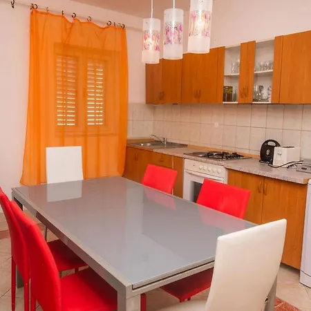 Nyaraló Family Friendly House With A Swimming Pool Cista Velika, Vodice - 20227