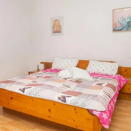 Nyaraló Family Friendly House With A Swimming Pool Cista Velika, Vodice - 20227 *