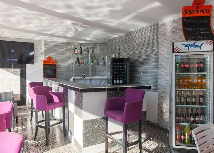 Vakantiehuis Family Friendly House With A Swimming Pool Cista Velika, Vodice - 20227 *